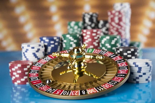 giga138 slot live baccarat table with real dealer and multiple camera angles